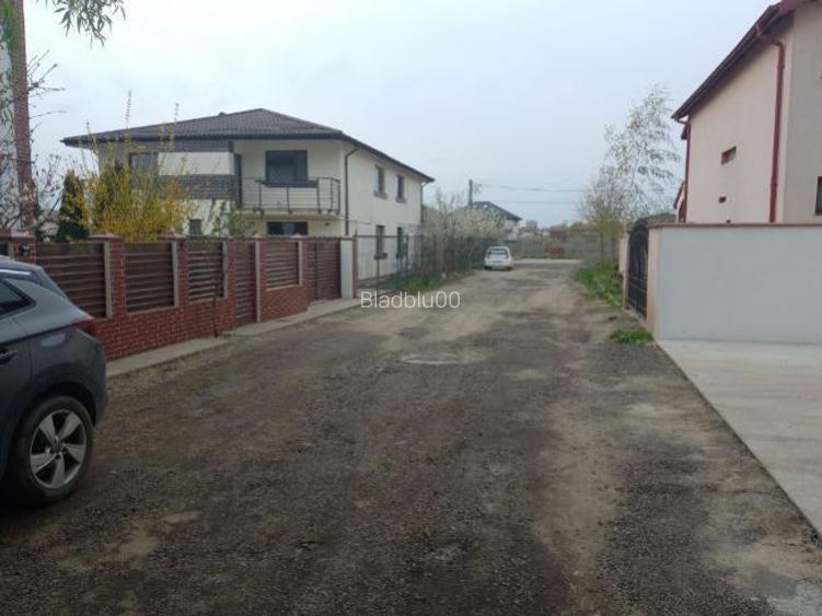 Loturi teren pe str.safirului și str.topaz