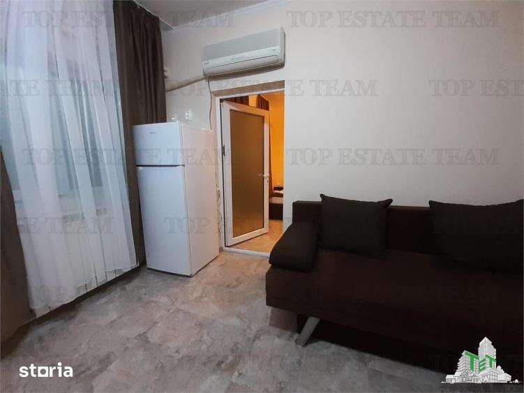 Casă cu 9 camere cu Teren 1412 Mp în Palazu Mare