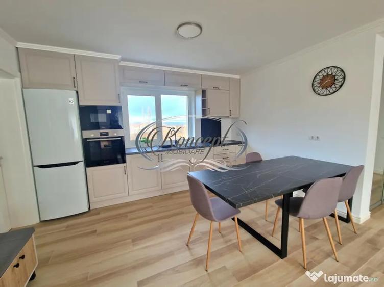 Apartament cu 4 camere semidecomandat în Borhanci