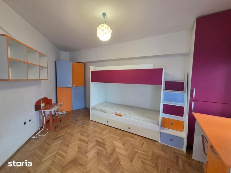 Apartament de vanzare, 3 camere, decomandat, 88 mp, Dacia - 2