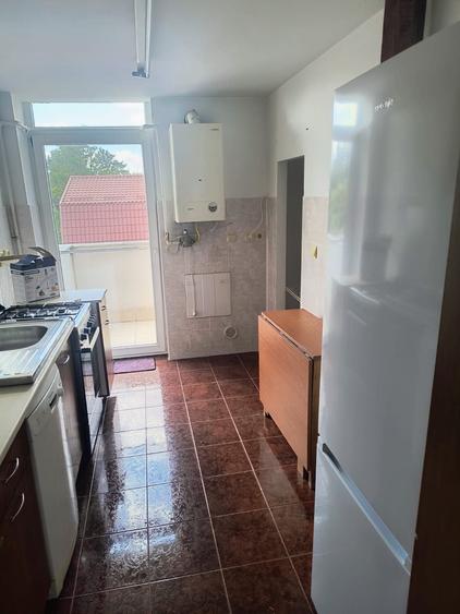 Apartament cu 3 camere semidecomandat în Mănăștur