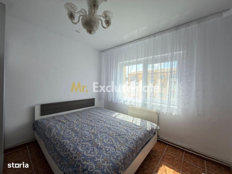 Apartament cu 3 camere decomandat în Valea Muscelului