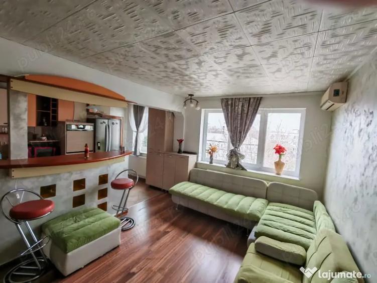 Apartament cu 3 camere decomandat în Tomis Mall