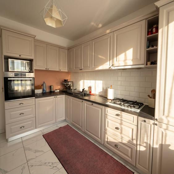 Duplex cu 4 camere cu Teren 214 Mp în Exterior Est