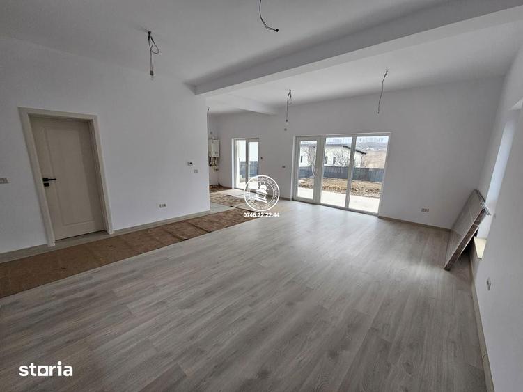 Casă cu 5 camere cu Teren 560 Mp în Rediu