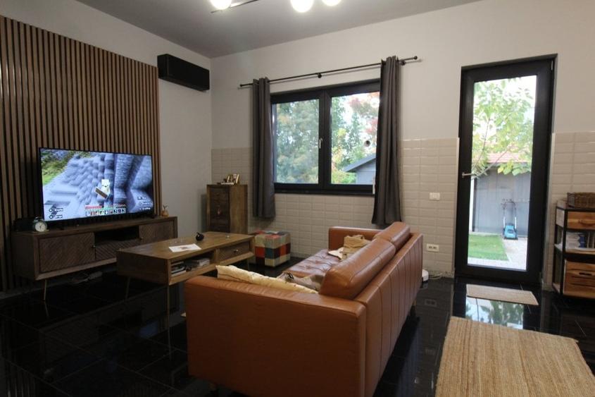Casă cu 5 camere cu Teren 600 Mp în Corbeanca