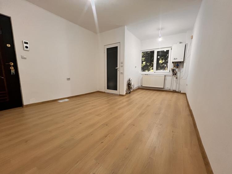 Garsonieră decomandată în Aradului