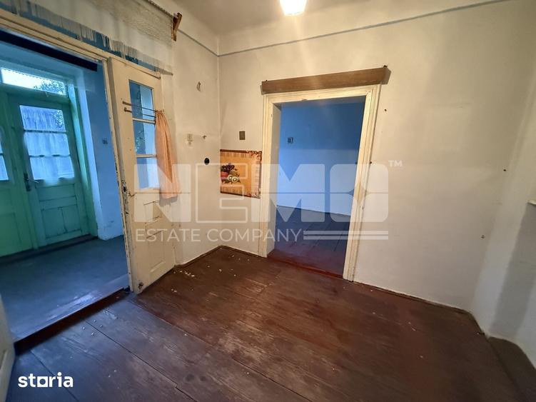 Casă cu 4 camere cu Teren 1556 Mp în Central