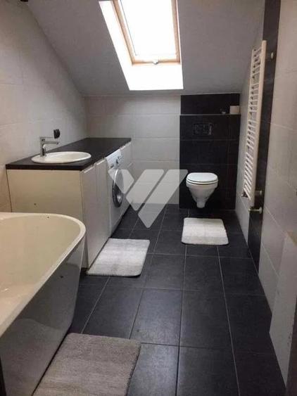 Apartament cu 3 camere decomandat, mobilat în Șelimbăr