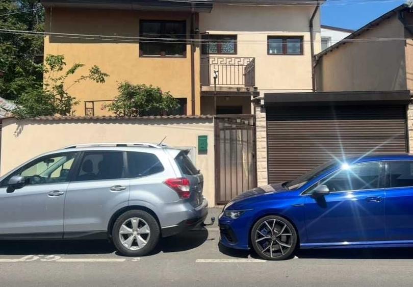 Casă cu 4 camere decomandat în Brâncoveanu