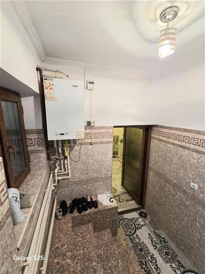 Casă individuală cu 6 camere cu Canalizare în Casa de Cultură