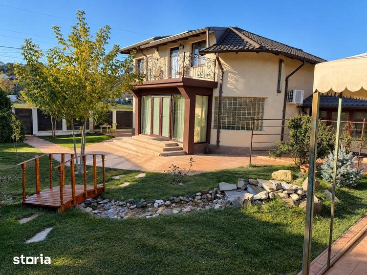 Casă cu 4 camere cu Teren 1714 Mp în Popricani