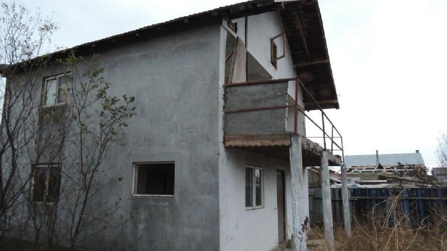 Casă individuală cu 3 camere cu Teren 300 Mp în Crevedia