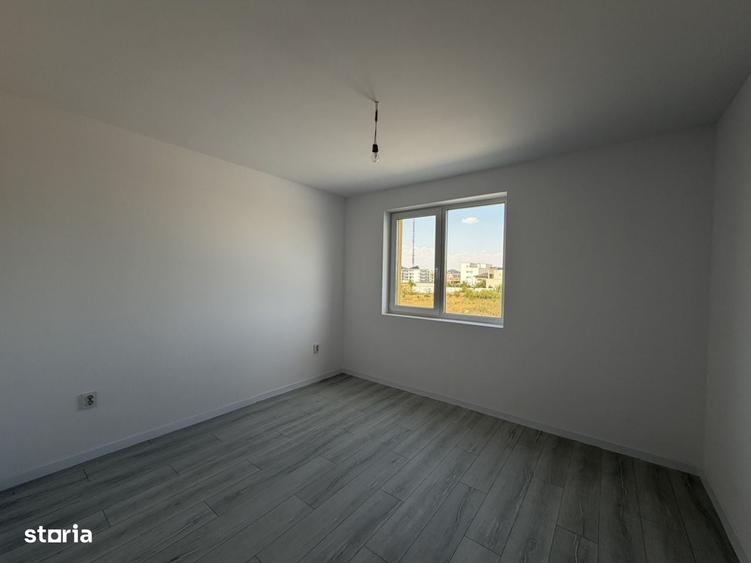 Decomandat, Apartament Cu 3 Camere, Giroc - 4