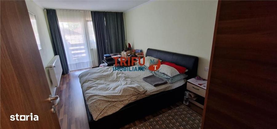 Casă cu 9 camere cu Teren 332 Mp în Central