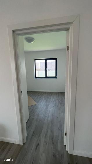 Casă cu 3 camere cu Teren 440 Mp în Domnești