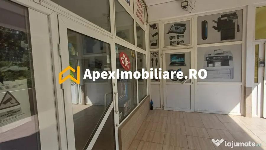 Spațiu comercial, de 30 mp, în Titan