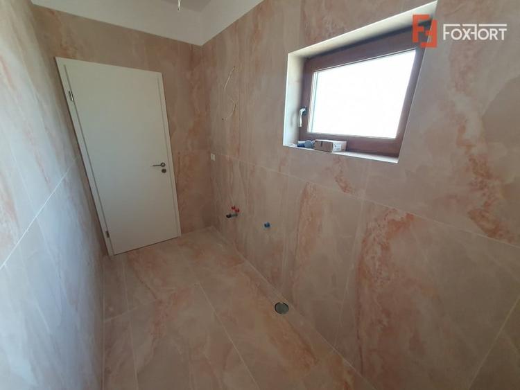 Duplex cu 3 camere cu Teren 325 Mp în Șag