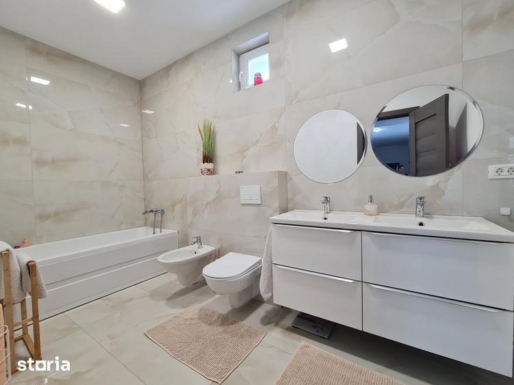 Casa de Vanzare la Cheie in Orasul Ineu Jud Arad, Teren 1439 mp. - 12