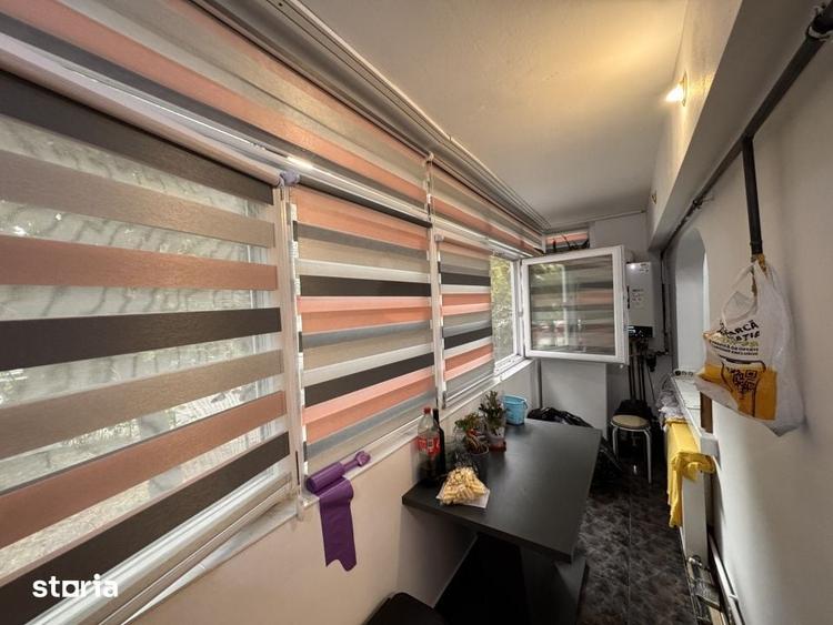 Apartament cu 4 camere decomandat în Lăpuș Argeș