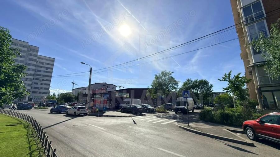 Apartament-Spatiu comercial parter 2 camere -intrare din strada 60mp - 1