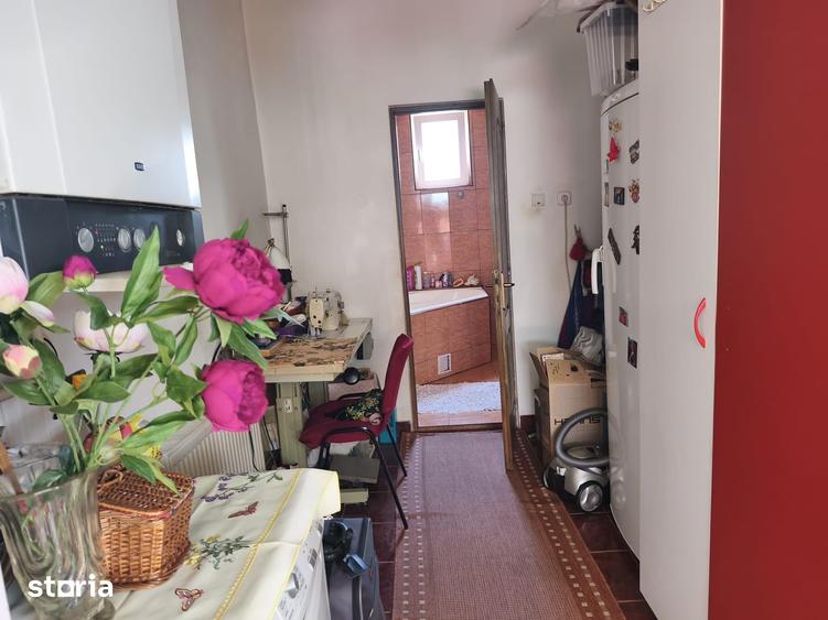 De vanzare casa cu etaj , zona Top Med si Nova Vita - 17