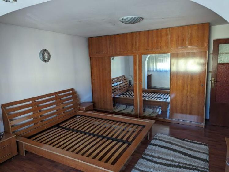 Proprietar vand apt 3 camere decomandat supraf 65 m2 - 10