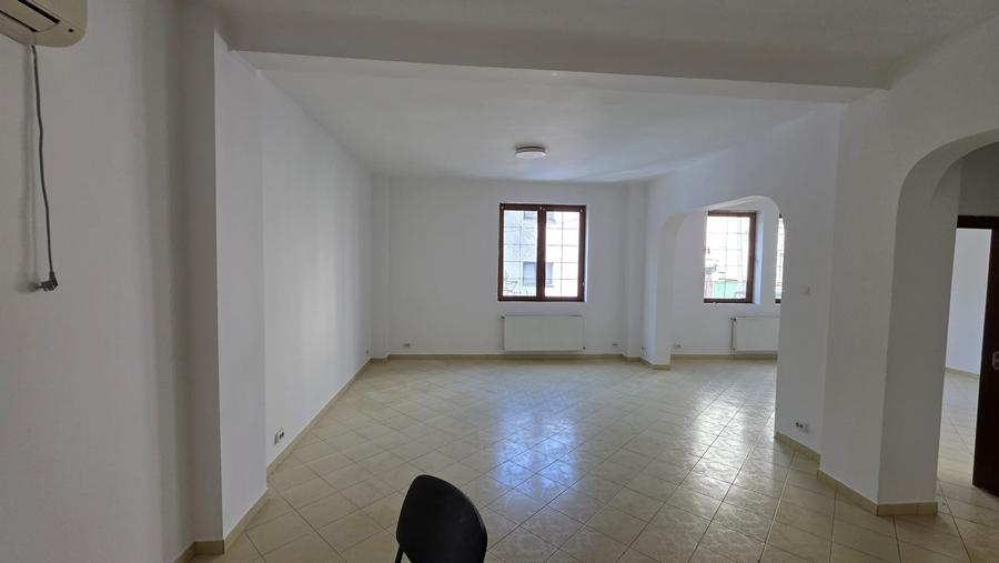 Vila individuală/Delea Veche/Birouri - 9