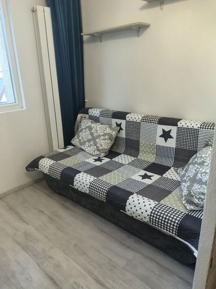 Inchiriez camera de camin - 2