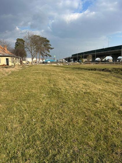 De inchiriat teren 5200mp - 7