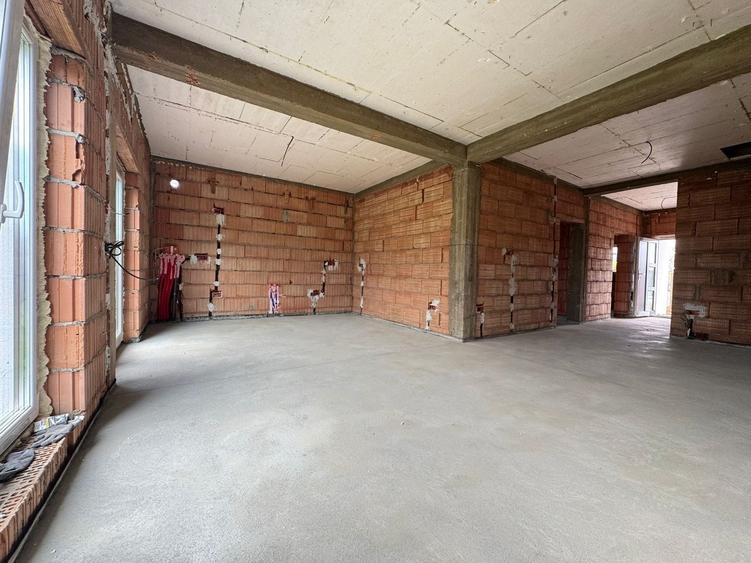 Duplex pe parter langa Carrefour toate utilitatile - 5