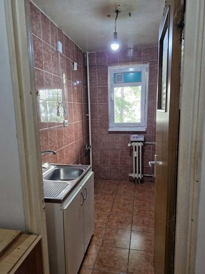 Vand apartament 2 camere strada Luica sector 4 - 3