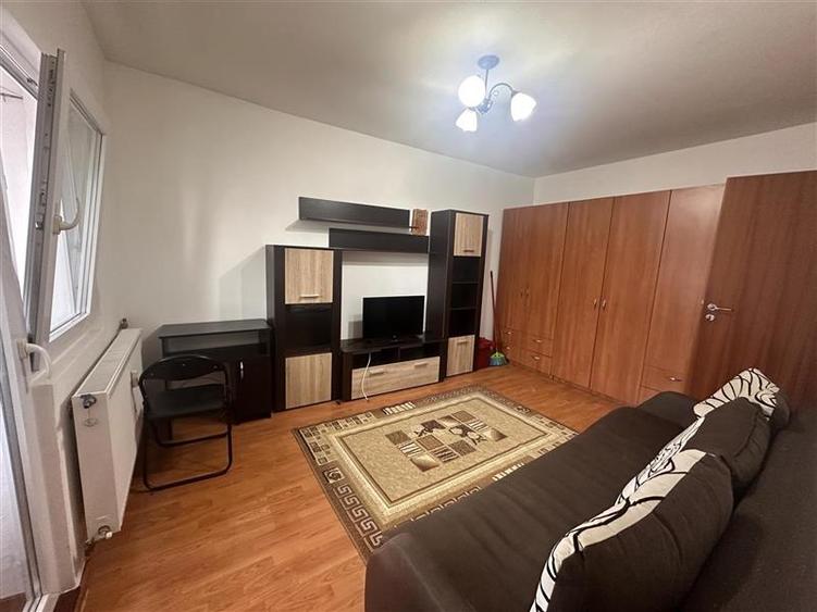 Mobilata si utilata aproape de IPJ, cu 4 apartamente pe nivel - 4