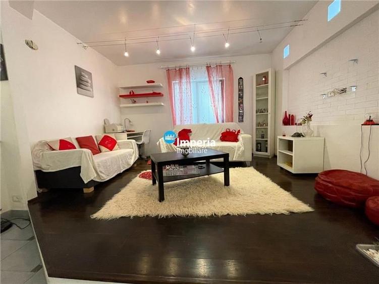 Vila cu Garaj,D+ P+E+M, regie proprie, 360 mp,teren 1050 mp, Rediu - 5