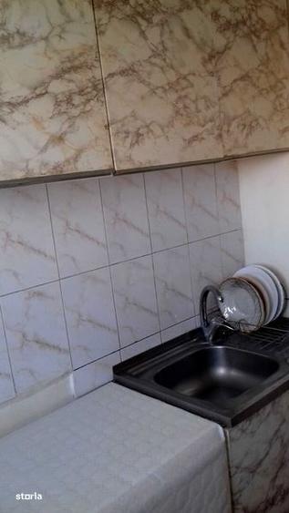 Proprietar - inchiriez garsoniera - la 5 min de metrou 1 Decembrie - 4