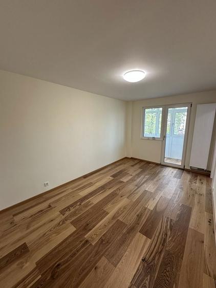 Garsoniera,Etaj 1/4, An constrctie 1986, Zona Materna,0760524134 - 5