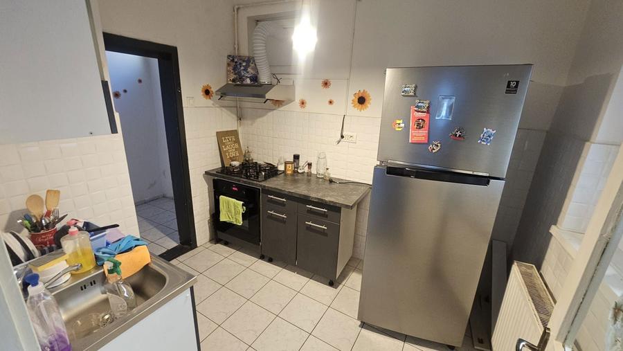 Inchiriez casa 4 camere singur in curte, acces auto - 8
