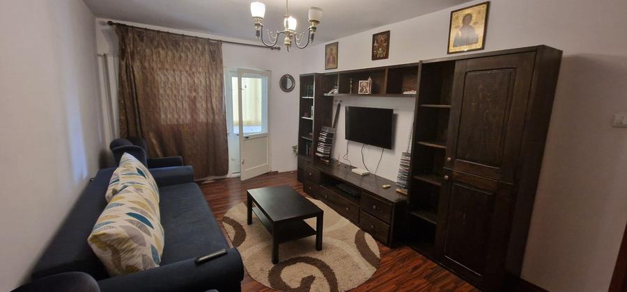 Zona Dacia, 3 camere decomandate, suprafata 72mp - 1