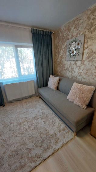 Proprietar vand garsoniera in zona Soarelui - 5