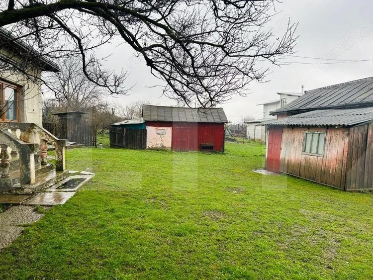 Casa din caramida, cu teren 1900 mp - Calinesti - 3