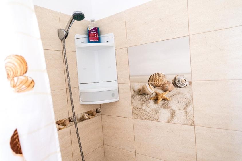 Exclusiv! Pensiune 6 camere - Vama Veche - Centru - 239.000 euro  (Cod E8) - 44