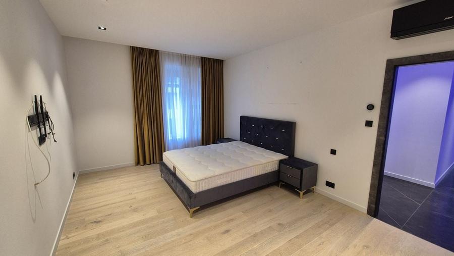 Penthouse 262,48 mp + terasa 165,16 + balcoane 10,73 mp - comision 0% - 7