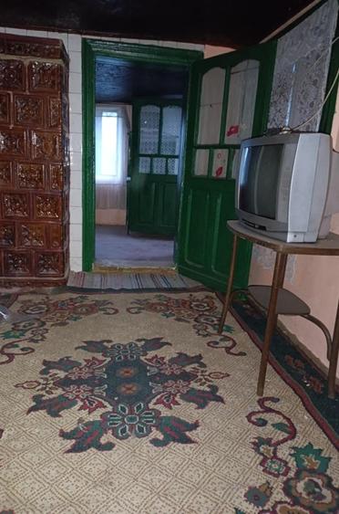 Vând casă bătrânească, sau schimb  - 4