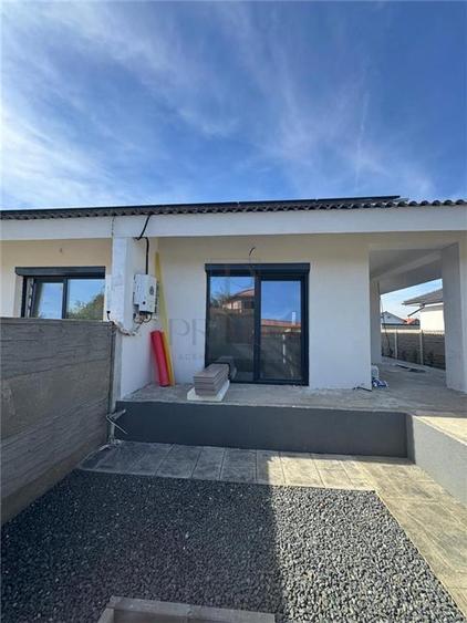 Duplex cu 3 camere cu Teren 260 Mp în Albina
