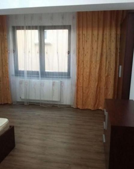 CASA DE CULTURA - BLOC NOU - 3 camere decomandate confort ma - 5