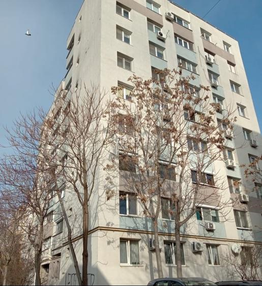 Apartament cu 3 camere decomandat în Crângași Apartament cu 3 camere decomandat în Crângași