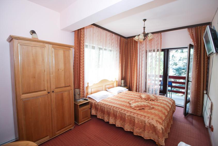 Vila de vanzare in Sinaia – investitie ideala in inima statiunii - 6