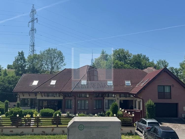 Casa/Vila deosebita 11 camere mobilata-utilata LUX -zona Hoghiz/Brasov - 3