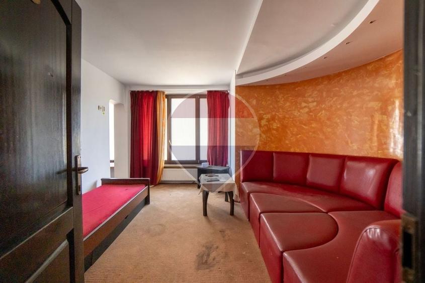 Hotel/Pensiune, de 1,300 mp, în Valea Râșnoavei