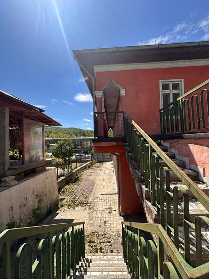 spatiu comercial - COMARNIC - 8